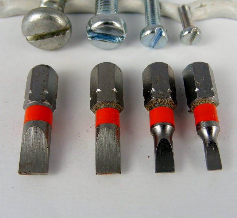 in a row, no people, 1080P, connection, red, diy, hanging, construction, choice, indoors, work tool, close-up, bits, hand tool, toolbox, carpentry, order