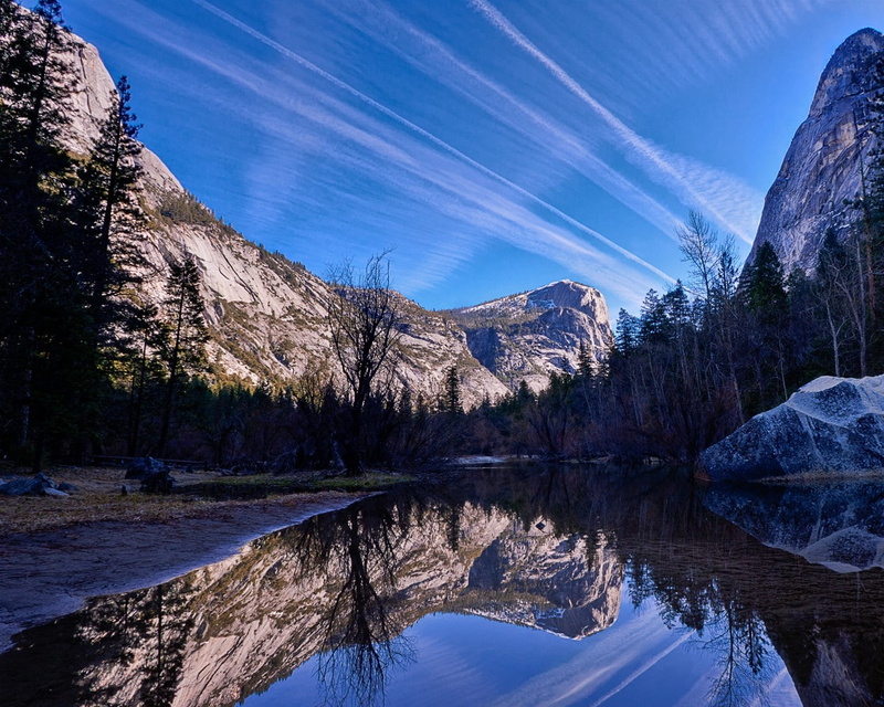 720P, nature, sky, blue, chemtrails, lakes, art, Trees, Landscapes, skies, hd, water, skyscapes