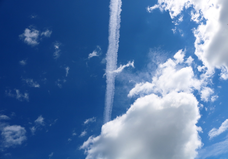sky, nature, low angle view, chemtrail, transportation, mode of transportation, pollution, motion, on the move, vapor trail, cloud, no people, cloud - sky
