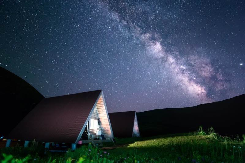 the sky, mountains, 1080P, Sochi, light, landscape, the milky way, night, nature, Serpski cornice, houses, stars