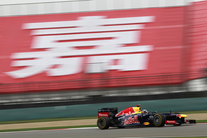 helmet, motorsport, red, professional sport, auto racing, sport, driving, on the move, sports race, redbull, people, motor racing track, land vehicle, 1080P