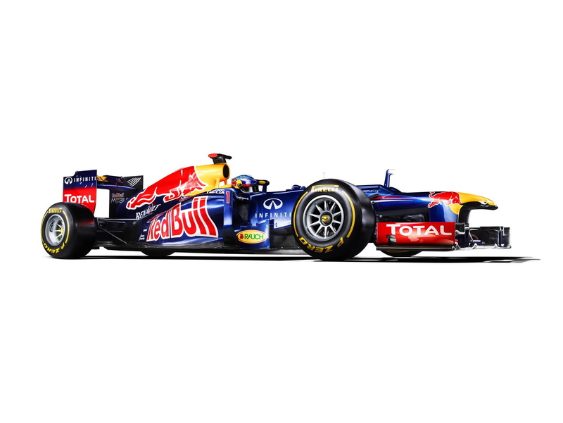 professional sport, bullt, bull, toy, land vehicle, f, rb, copy space, motorsport, sport, racing, red, road trip, still life, sports race, mode of transportation