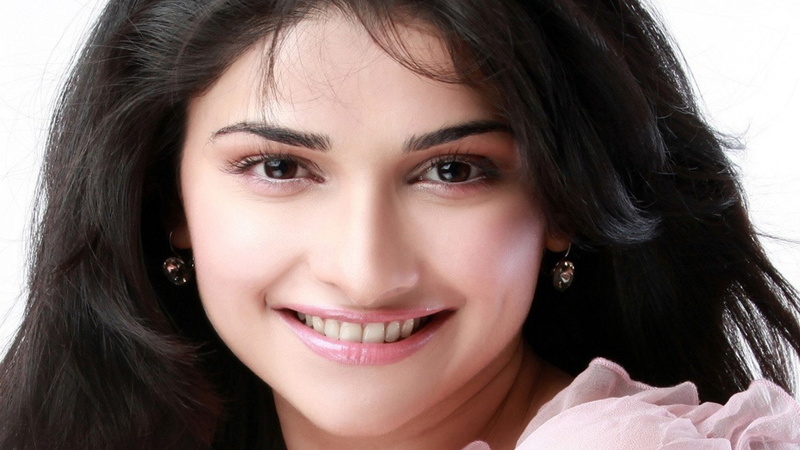 desai, model, 1080P, prachi, actress, babe, bollywood