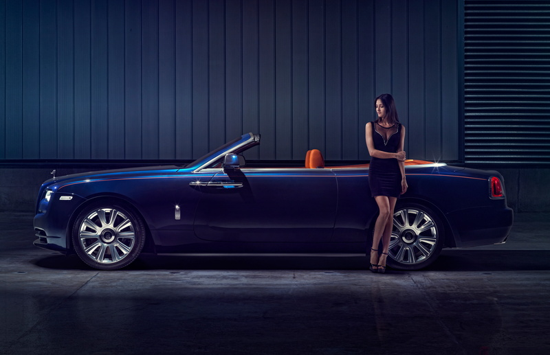 lifestyles, wheel, 2018 cars, rolls royce, rolls royce dawn, mode of transportation, casual clothing, retro styled, leisure activity, full length, transportation