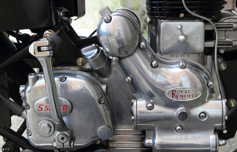 metal, engine, machinery, Motorcycle, indoors, industry, land Vehicle, close-up, Engine, mode of Transport, Single, pipe - tube, vehicle part, car, technology