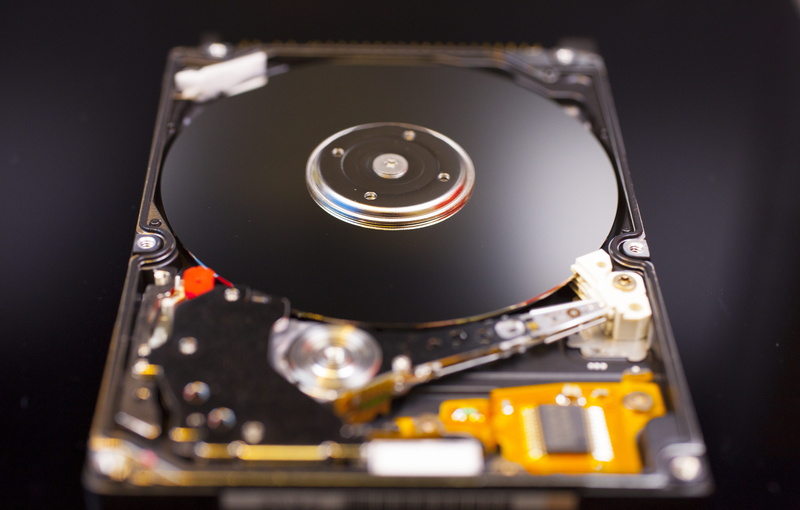 electrical equipment, close-up, Hard Disk, turntable, Disassembly, audio equipment, arts culture and entertainment, gramophone, computer, spinning, studio shot