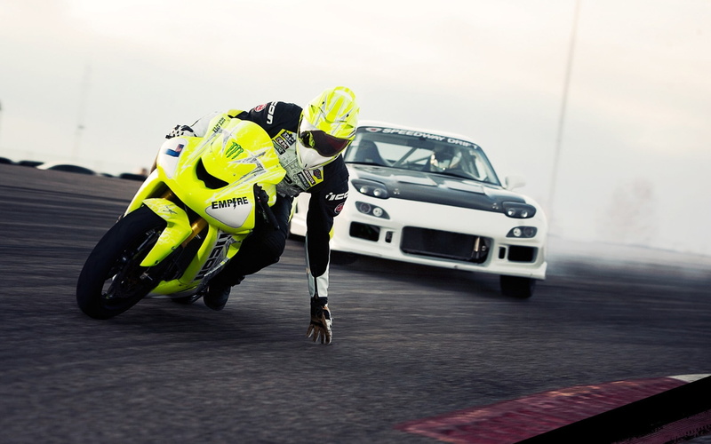 1080P, full length, land vehicle, clothing, drift, sport, sports clothing, mode of transportation, headwear, lifestyles, helmet, focus on foreground, nature