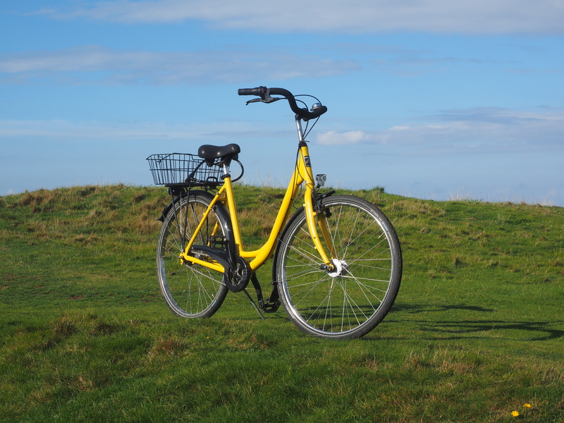 sky, green color, bike, nature, more, land, sylt, day, bicycle tour, land vehicle, no people, grass, mobility, cycle, post botenrad, outdoors, stationary