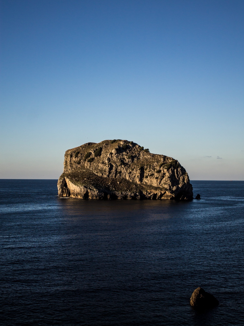 gray, dragonstone, basque country, rock, clear sky, gaztelugatxe, 2K, rock - object, formation, no people, waterfront, sea, scenics - nature, boulder