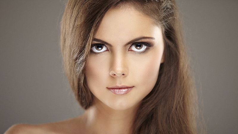 studio shot, headshot, brown hair, human face, beautiful woman, long hair, fashion, beautiful people, human hair, young adult, glamour, 1080P, human body part