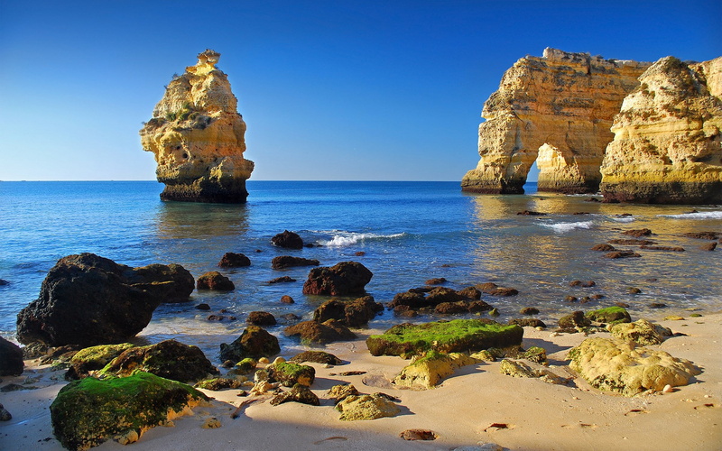 tranquility, stack rock, water, eroded, clear sky, scenics - nature, no people, land, idyllic, rock, rock formation, solid, horizon over water, nature