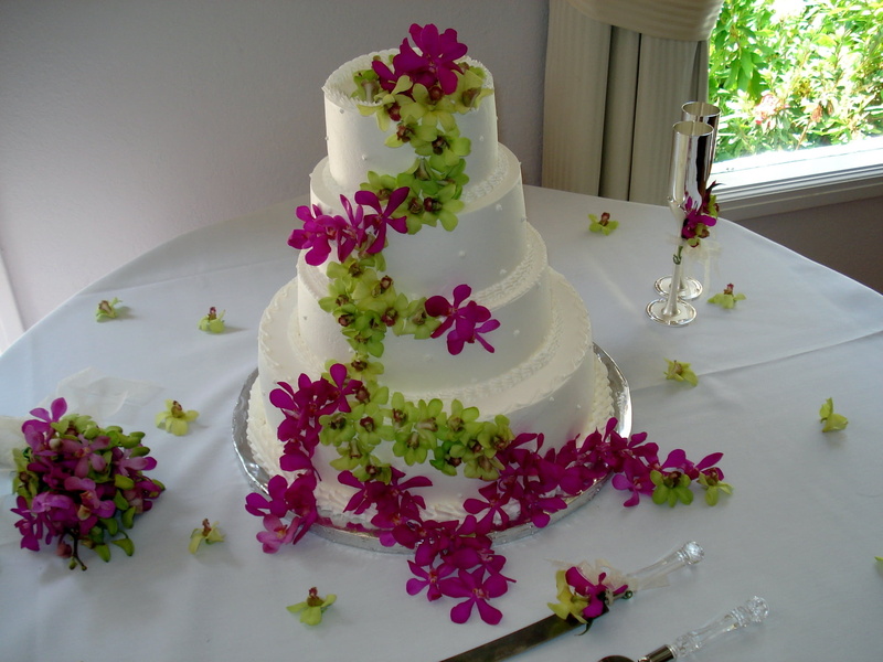 luxury, plate, flower, icing, decoration, flower arrangement, tiered, rose - Flower, no People, wedding Cake, candle, romance, white, temptation, decor