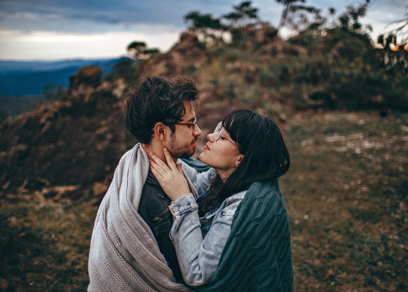 leisure activity, love, outdoors, young adult, bonding, side view, couple - relationship, wrapped, blanket, adult, focus on foreground, 4K, man, real people