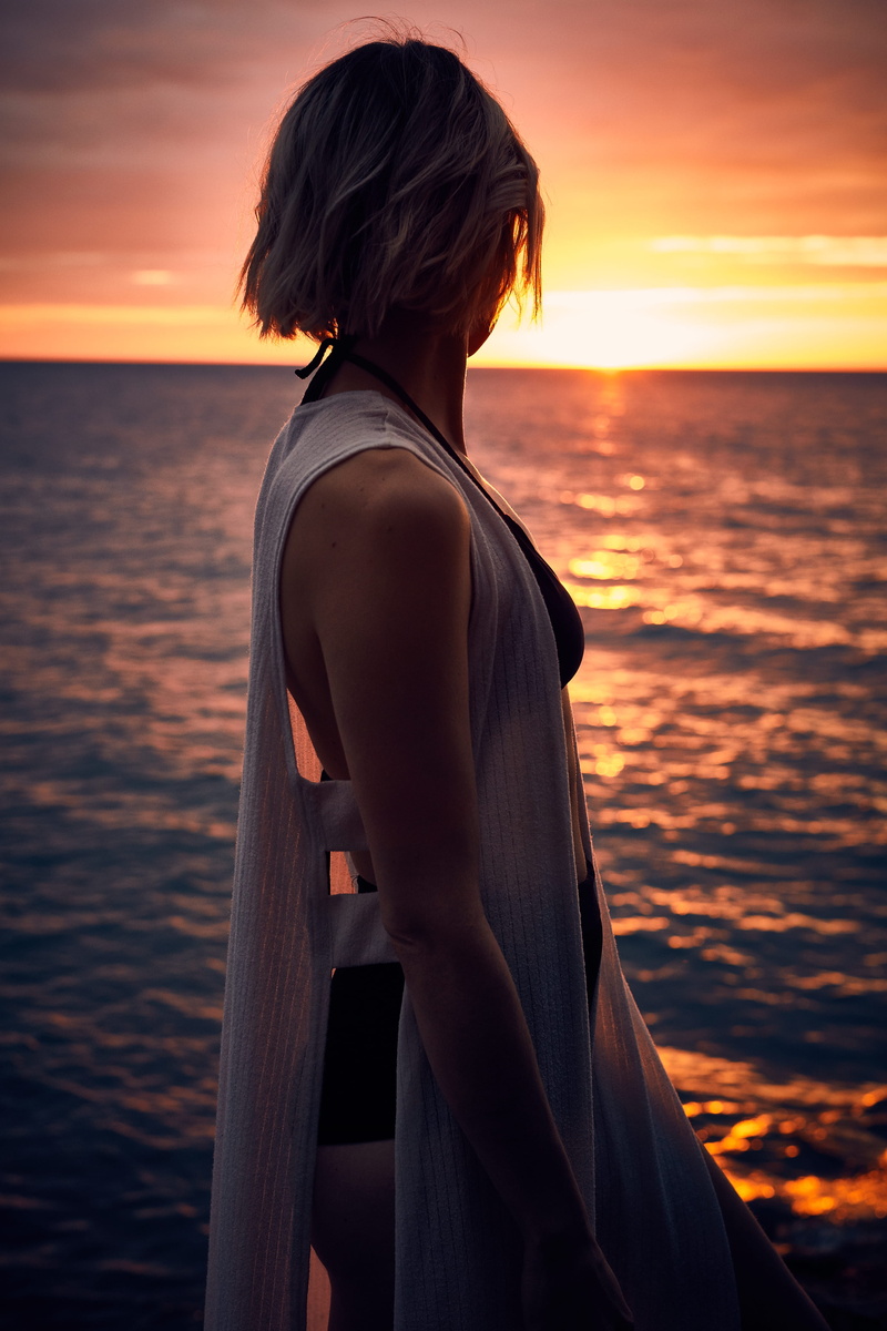 portrait, looking at view, horizon over water, near, nature, model, one person, adult, sky, scenics - nature, sunset, outdoors, beach, hairstyle, standing