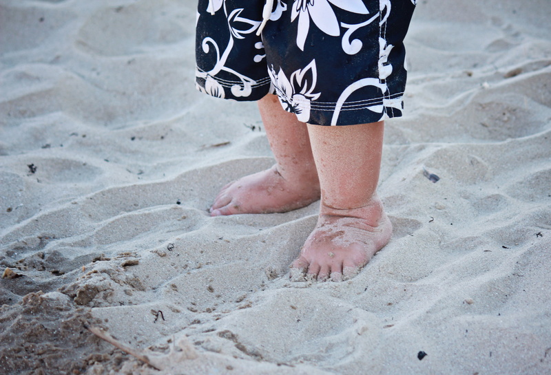 barefoot, sand, women, feet, 4K, child, human, skin, childhood, standing, nature, toes, human body part, day, toddler, human leg, coast, human foot, baby