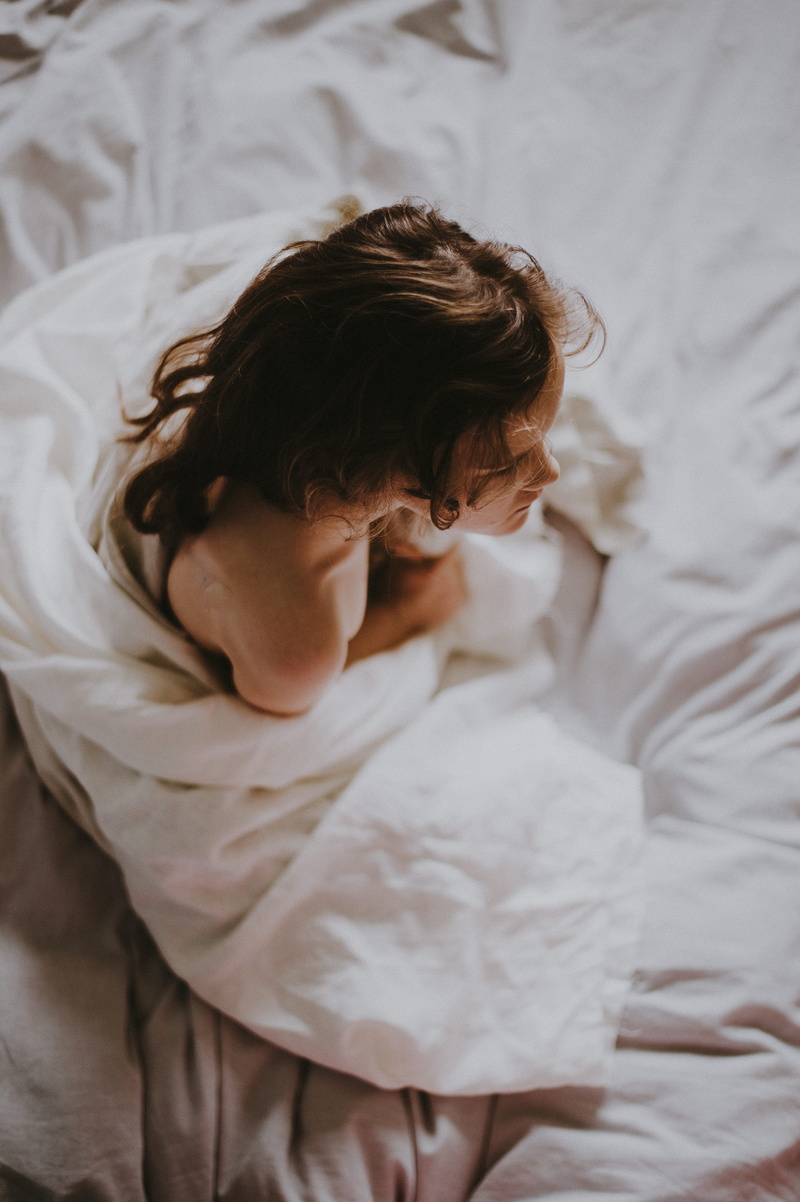 bedroom, white color, sheets, real people, lying down, bed, high angle view, sheet, wearing, one person, white, child, sleeping, resting, 4K, lifestyles
