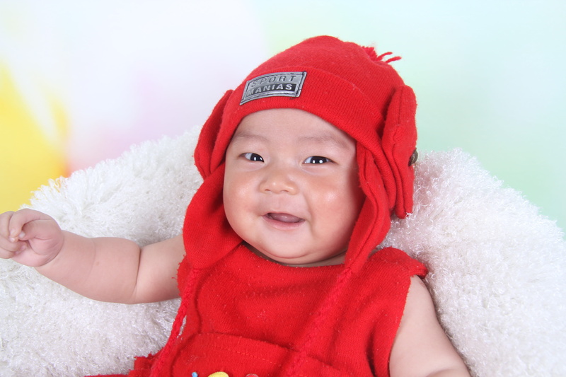 nursling, child, suckling, hood - clothing, indoors, 5K, kid, body part, nurseling, one person, little lump of sweetness, innocence, portrait, boy, happiness