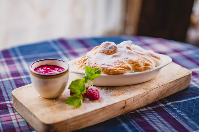 healthy eating, focus on foreground, herb, dairy product, dessert, strawberries, fresh, food and drink, ready-to-eat, delicious, lunch, wooden, snack, healthy
