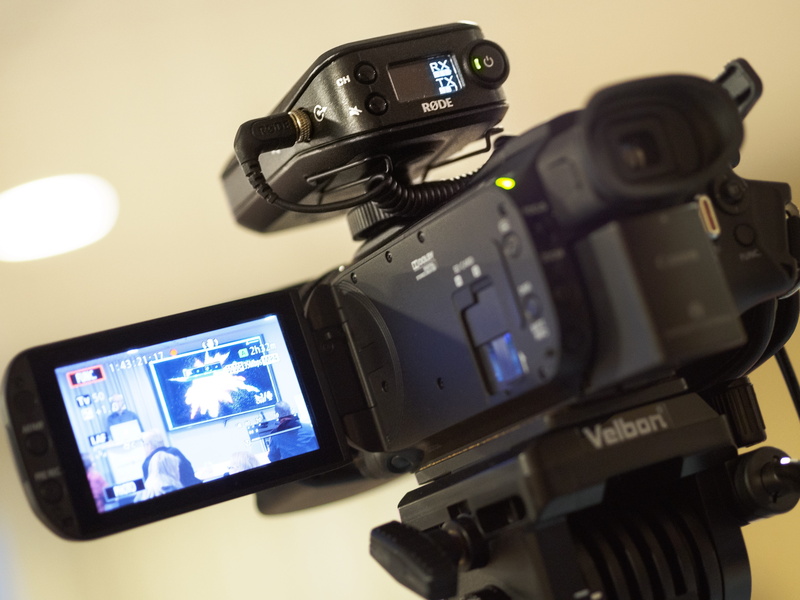 audio, photographic equipment, device screen, canon, filmmaker, screen, microphone, table, kit, cinema, camera, electrical equipment, media, production