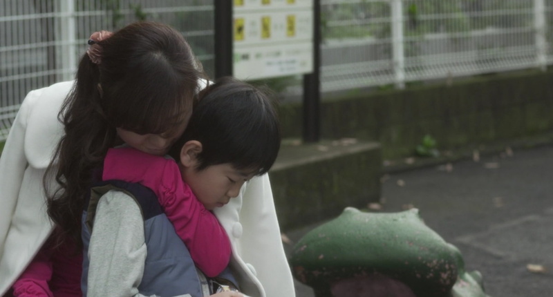 720P, togetherness, men, females, mother, adult, daughter, positive emotion, girls, hairstyle, love, Japan, outdoors, Asian, family, innocence, Japanese women