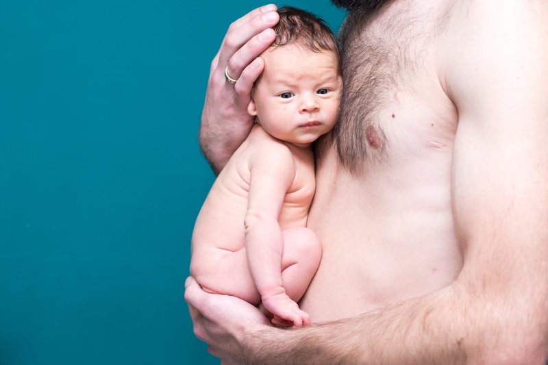 newborn, baby, nicely, semi-dress, a cute baby, hand, holding, men, kid, near, sweet, man, newburn, adult, studio shot, family, childhood, cute, chest
