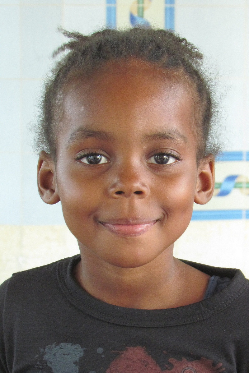 indoors, lifestyles, girls, child, innocence, human face, untitled, one person, headshot, happiness, face, females, portrait, exotic, gap toothed, looking at camera