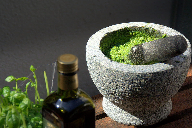 alcohol, 480P, pesto, public domain, bowl, bottle, wood - material, spice, herb, studio shot, dressing, herbal Medicine, dip, Pesto sauce, close-up, popular