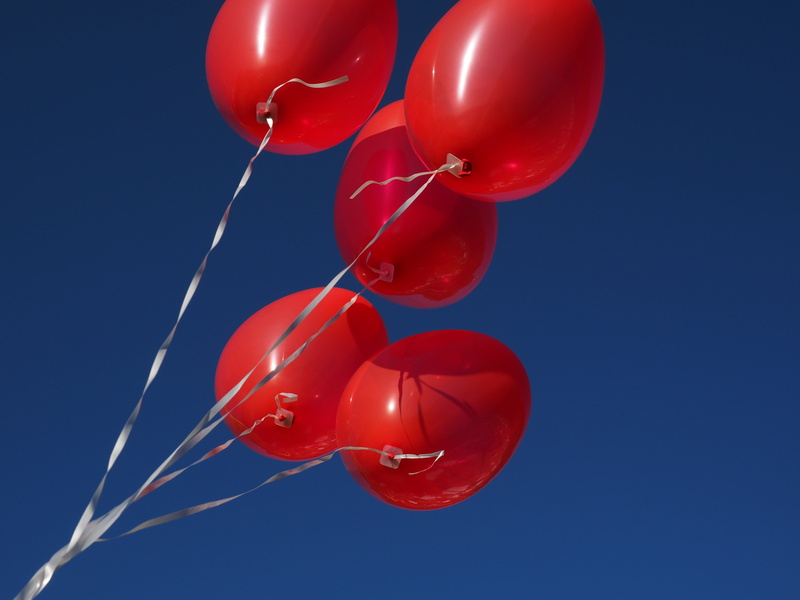 nature, ribbon, wind, romance, birthday, blue background, mid-air, flying, string, balloons, celebration, helium balloon, sky, heart shaped, air, anniversary