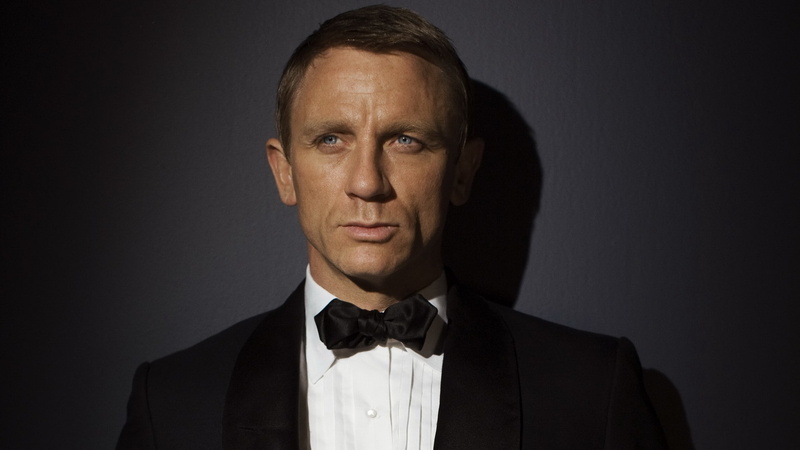 formalwear, studio shot, well-dressed, looking at camera, black background, males, business, suit, confidence, james bond daniel craig, mature adult, one person
