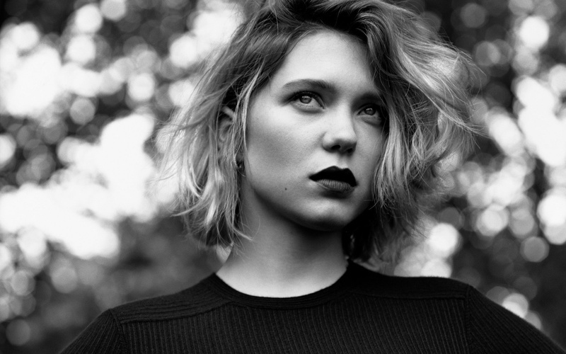 young women, short hair, face, actress, contemplation, women, lifestyles, serious, Léa Seydoux, looking at camera, teenager, leisure activity, 1080P, one person