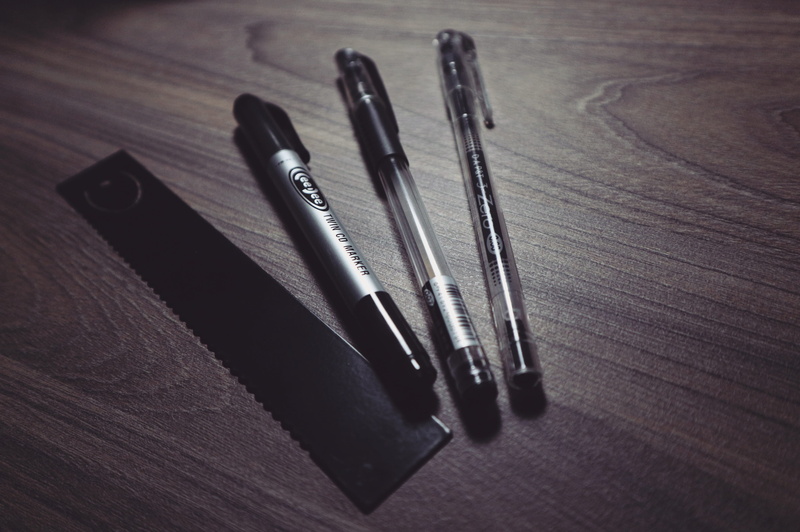 table, work tool, ballpoint, aggression, beige, ballpens, focus on foreground, desk, metal, wood, surface, black color, writing instrument, 4K, silver colored