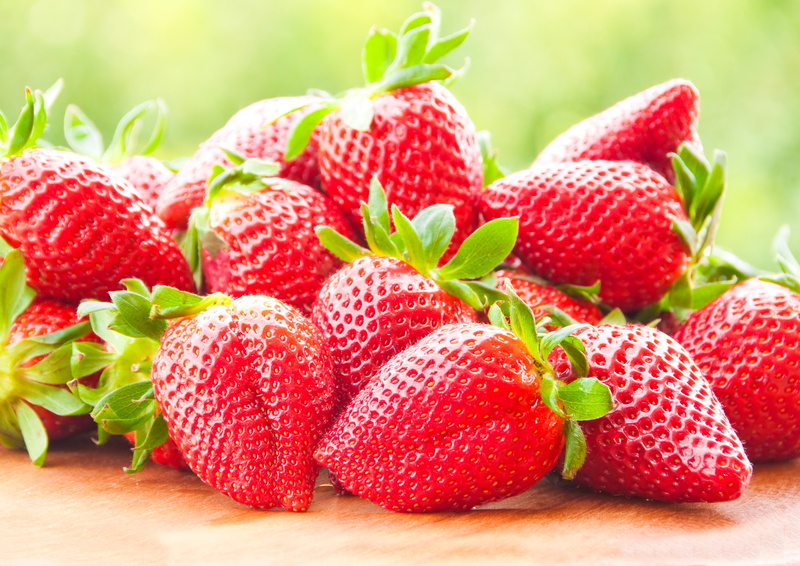 strawberries, 4K
