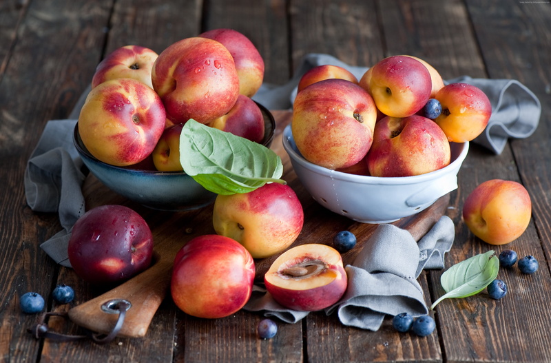 leaves, nectarines, blueberries, 4K