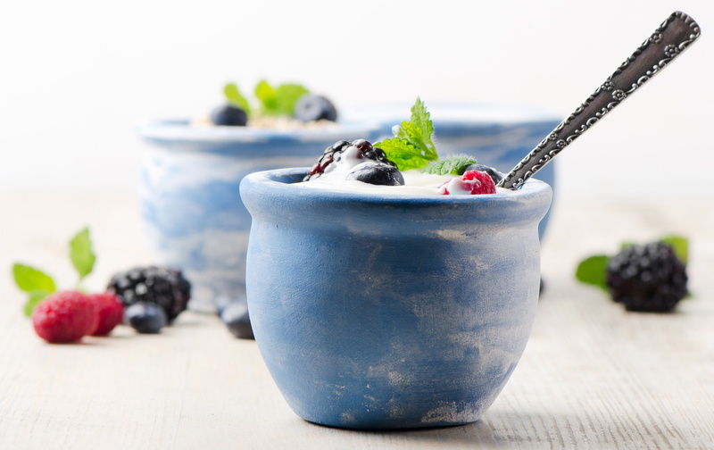 vase, blueberries, 4K, fruit, raspberries, blue, raspberry, dessert, fruits, yogurt, cups, blackberries, food, BlackBerry, cream, milk