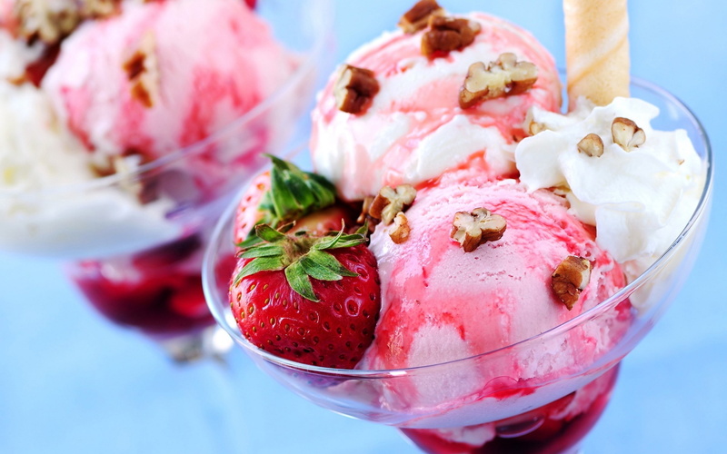 frozen sweet food, sweet, indulgence, ice cream sundae, close-up, temptation, garnish, strawberry, glass, fruit, frozen food, strawberry ice cream background