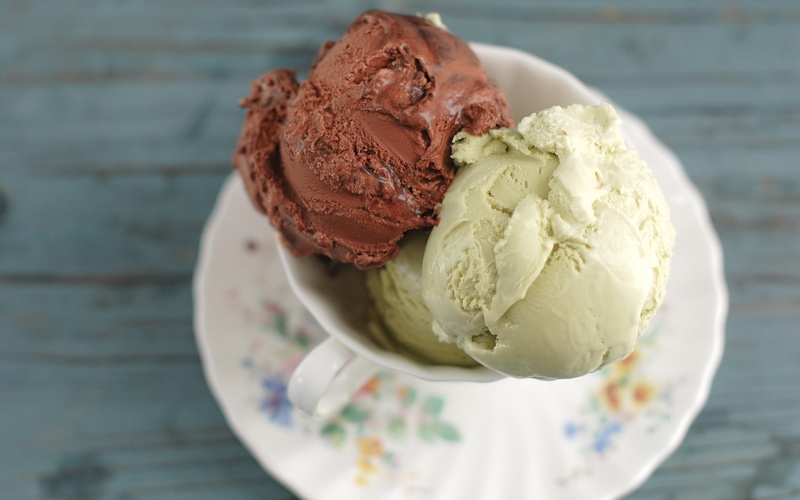 close-up, gelato, ice Cream Cone, unhealthy eating, indulgence, cold - Temperature, pink Color, frozen Yogurt, vanilla Ice Cream, scoop, fruit, sorbet