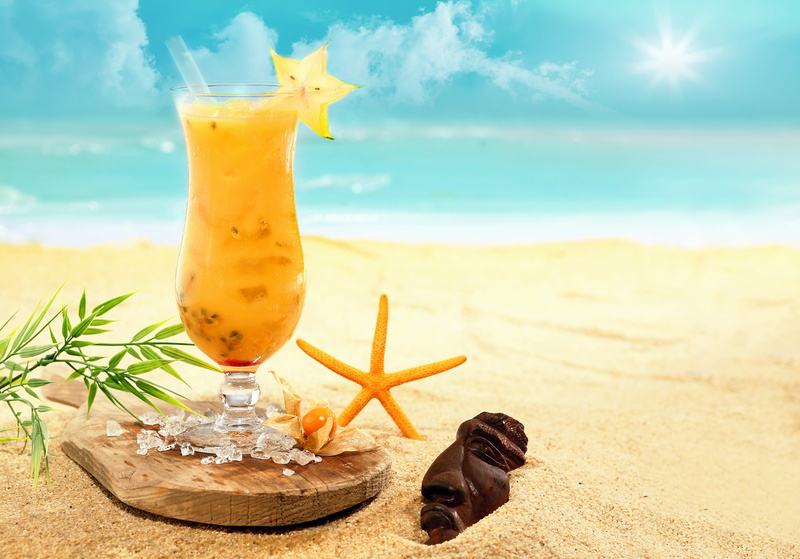 5K, outdoors, food and drink, travel Destinations, footed, sky, yellow, fruit, juice, cocktail, vacations, straw, sunlight, summer, stay, pineapple, coastline