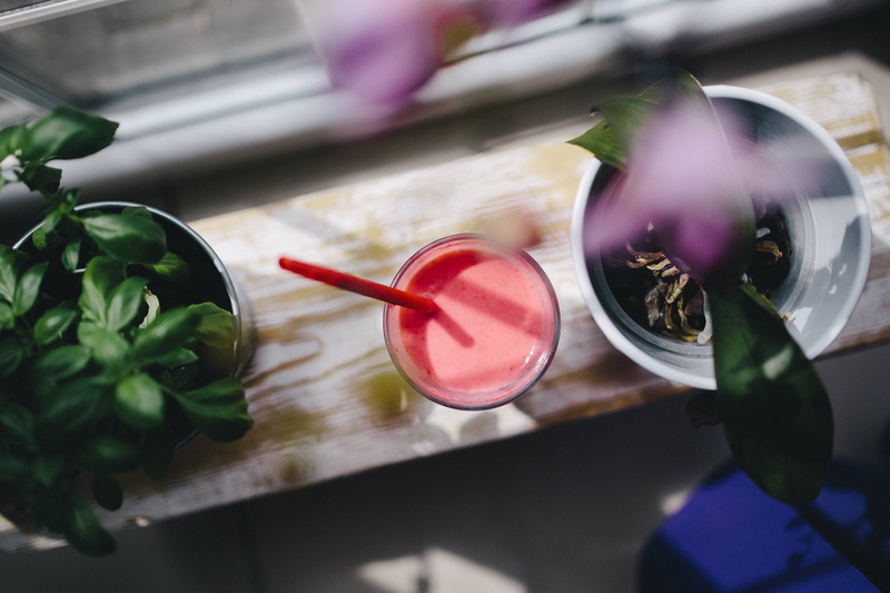 high angle view, glass, no people, red, Fresh, tasty, day, still life, 4K, plant, refreshing, diet, food and drink, indoors, shake, herb, leaf, fruit