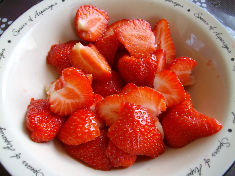 indoors, no People, 2K, red, sweet Food, gourmet, still life, bowl, healthy lifestyle, dessert, close-up, sweet, freshness, Dish, ready-to-eat, plate
