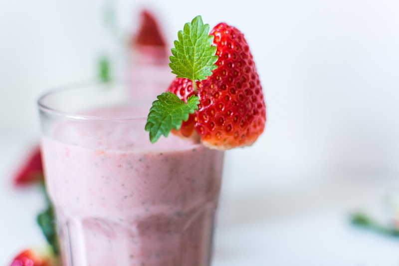 dairy product, no people, yogurt, fruit, juice, refreshment, wellbeing, healthy eating, drinking glass, berry fruit, cocktail, 1080P, focus on foreground