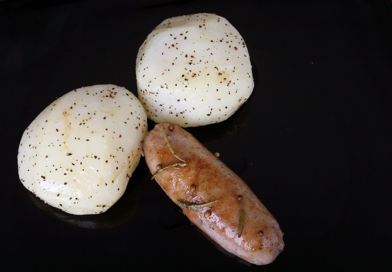 herbs, copy space, meat, diet, spices, no people, lunch, close-up, new life, organic, vegetable, egg, wellbeing, sausage, food, dinner, cookery, isolated