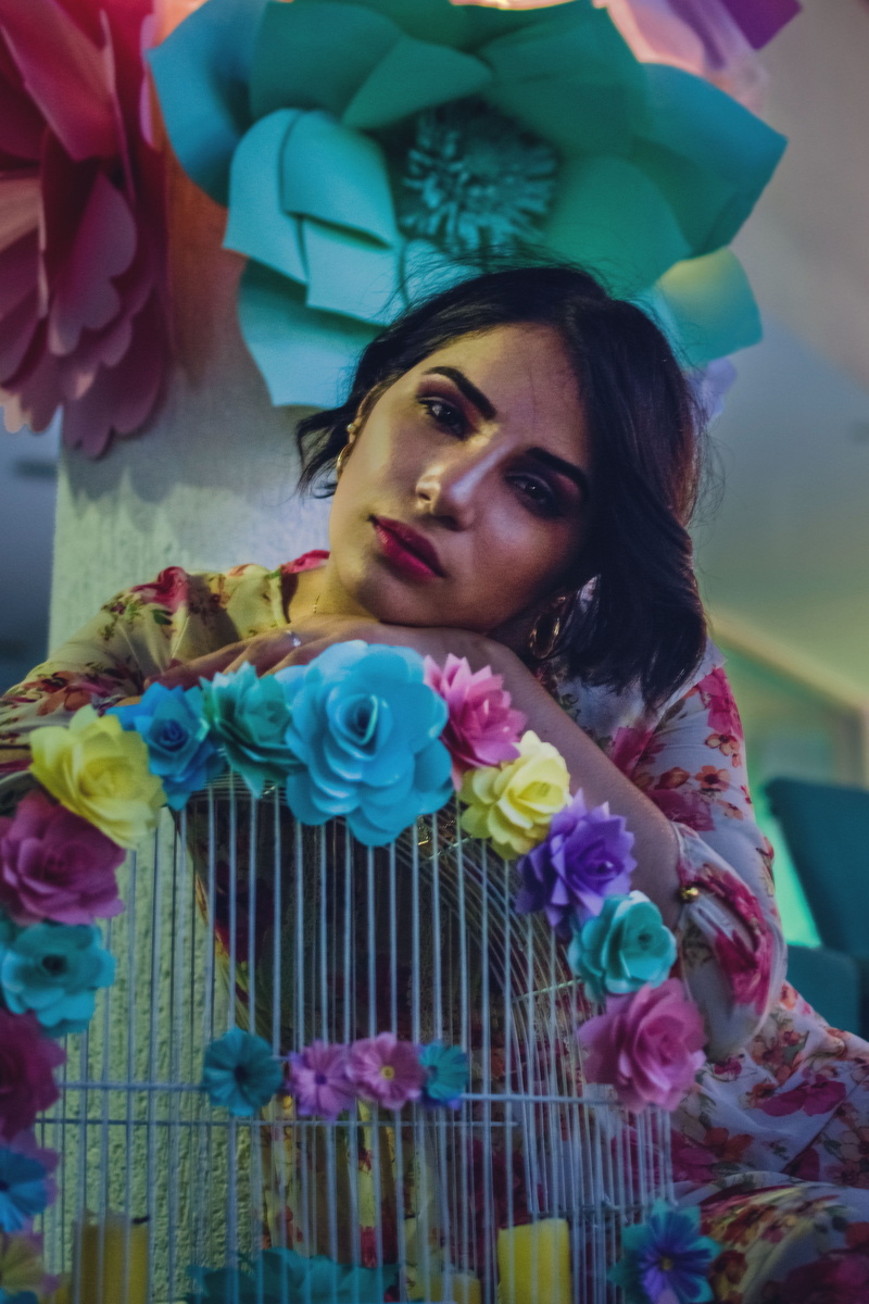 adult, deep, women, red rose, looking at camera, young women, lifestyles, color, hairstyle, beauty, one person, led, waist up, mexican, girl, blue, love