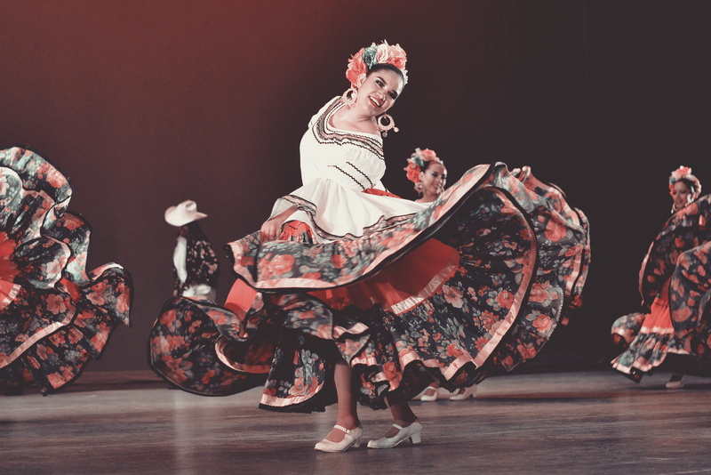 indoors, stage, clothing, traditional clothing, traditional dancing, costume, green, beauty, red, performance, twist, flowers, side view, culture, dancing