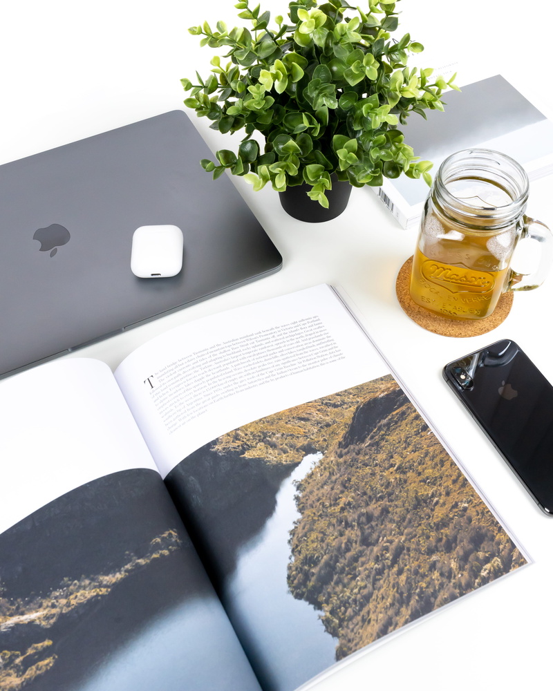 nature, food, glass - material, high angle view, food and drink, phone, table, 4K, leafed, glass, pottery, macbook, honey, drink, container, plant, text