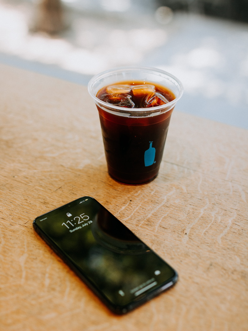 tech, interior design, mobile Phone, phone, close-up, lance, filled, digital business, restaurant, disposable, plastic cup, break, technology, cubes, clear