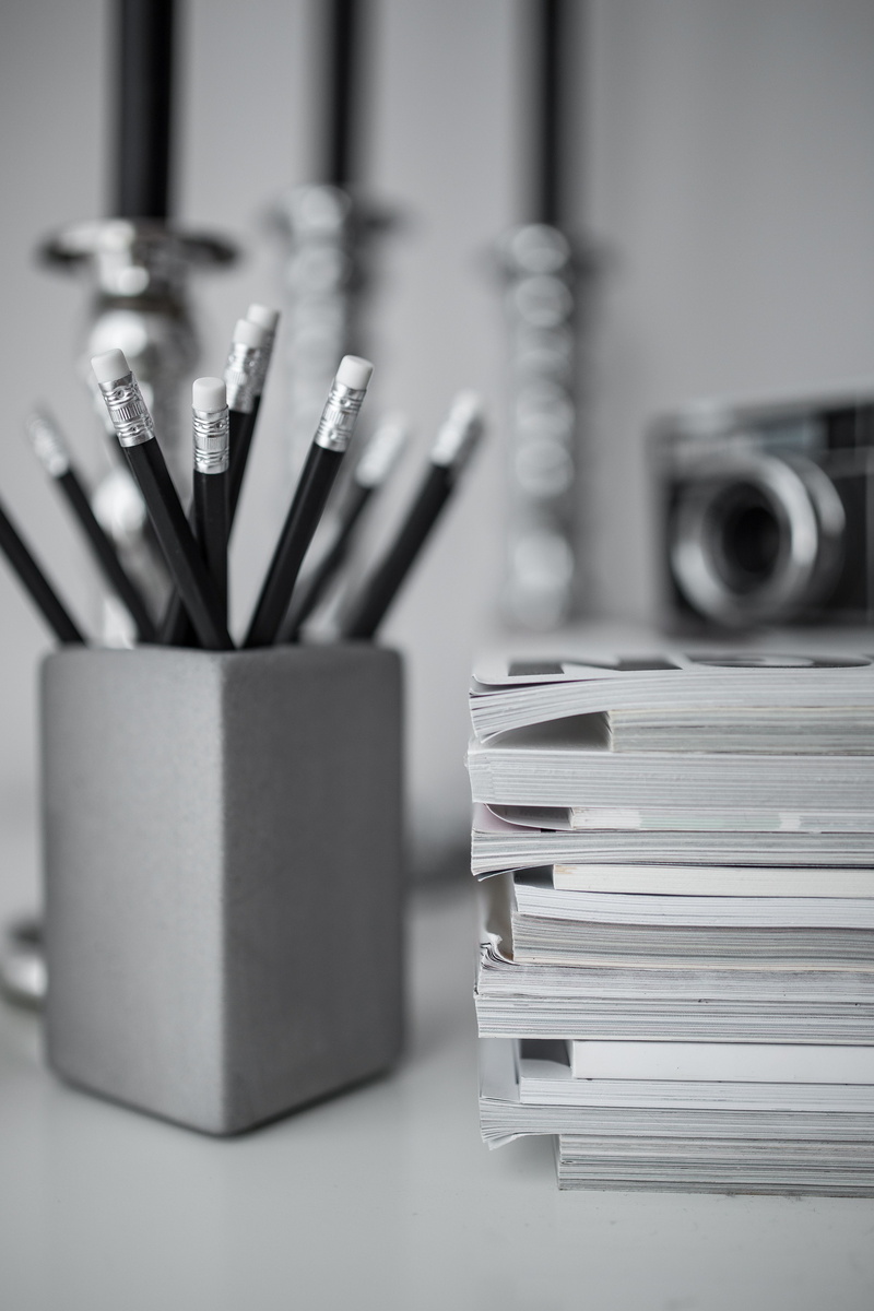 desk, indoors, still life, Pencils, 5K, container, design, education, vintage, old, group, order, publication, choice, group of Objects, focus on foreground