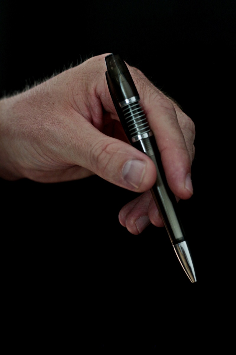 desk, old, pen, human finger, silver colored, work tool, finger, office, business, stationery, holding, copy space, writing tool, studio shot, one person