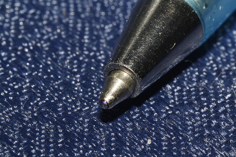 leave, nib, office, coolie, pen, technology, metal, black color, 4K, no people, high angle view, selective focus, indoors, shiny, equipment, still life