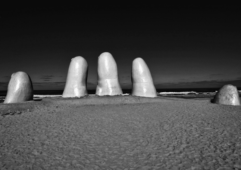 punta del este, sea, still life, land, blackandwhite, beach, no people, shape, sculpture, 2K, architecture, nature, tranquil scene, side by side, copy space