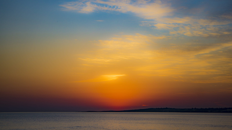 water, sea, waterfront, scenics - nature, romantic sky, outdoors, nature, sun, cloud - sky, sunset, sky, no people, horizon over water, dramatic sky, tranquility